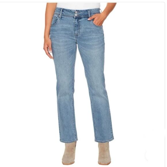 Hudson NWT Ladies' Slim Straight Leg Jean 16 / 36 - Picture 1 of 9